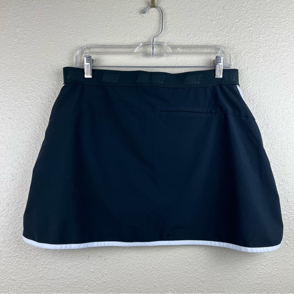 Nike Skort - Picture 4 of 10